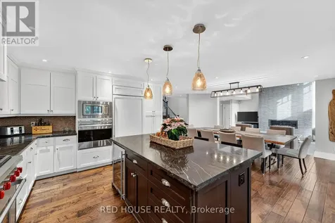 162 Delphi Lane North Blue Mountains ON N0H 1J0