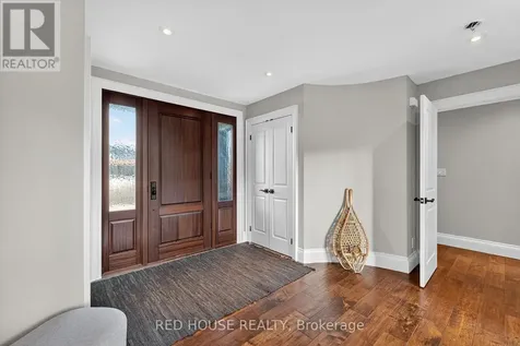 162 Delphi Lane North Blue Mountains ON N0H 1J0