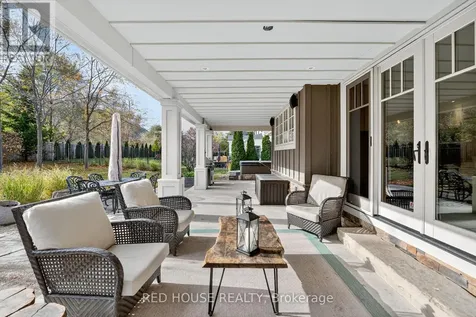 162 Delphi Lane North Blue Mountains ON N0H 1J0
