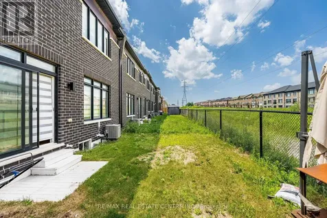 1062 Skyridge Boulevard Pickering ON L1X 0G5