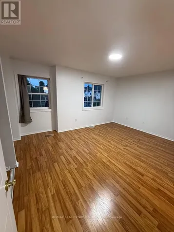 185 Highland Crescent Kitchener ON N2M 5P8