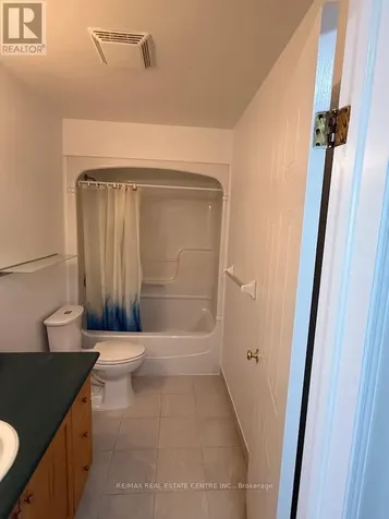 185 Highland Crescent Kitchener ON N2M 5P8