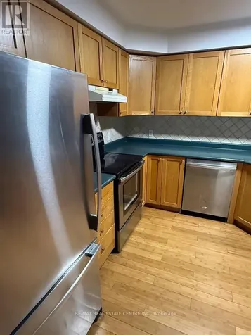 185 Highland Crescent Kitchener ON N2M 5P8