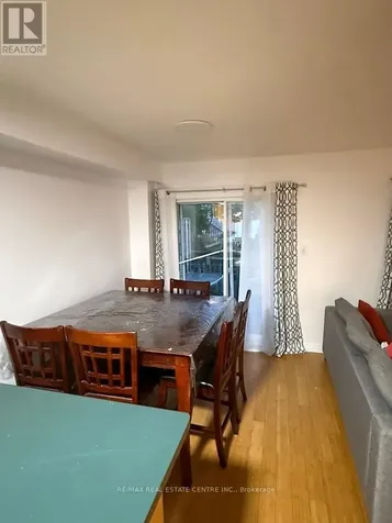 185 Highland Crescent Kitchener ON N2M 5P8