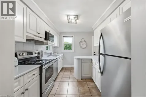 481 Upper Gage Avenue Hamilton ON L8V 4J2