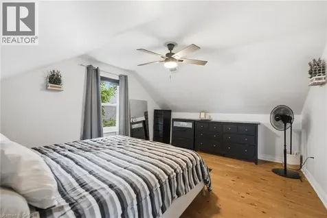 481 Upper Gage Avenue Hamilton ON L8V 4J2