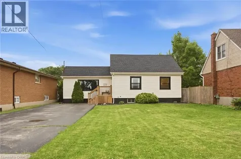 481 Upper Gage Avenue Hamilton ON L8V 4J2