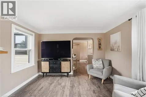 481 Upper Gage Avenue Hamilton ON L8V 4J2