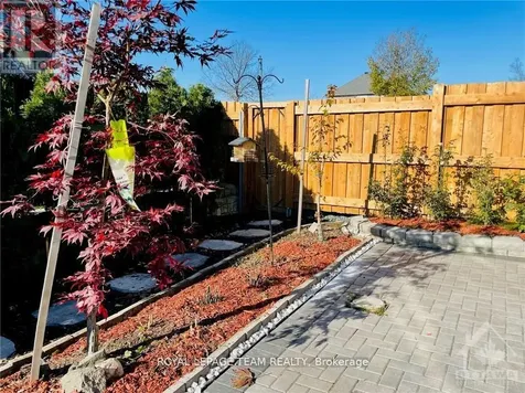 1189 Tischart Crescent Ottawa ON K2T 0G7