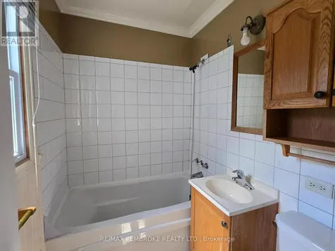 108 Third Avenue Arnprior ON K7S 1Y8