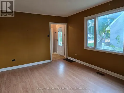 108 Third Avenue Arnprior ON K7S 1Y8