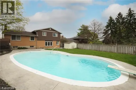 76 Cloverdale Crescent Kitchener ON N2M 4X2