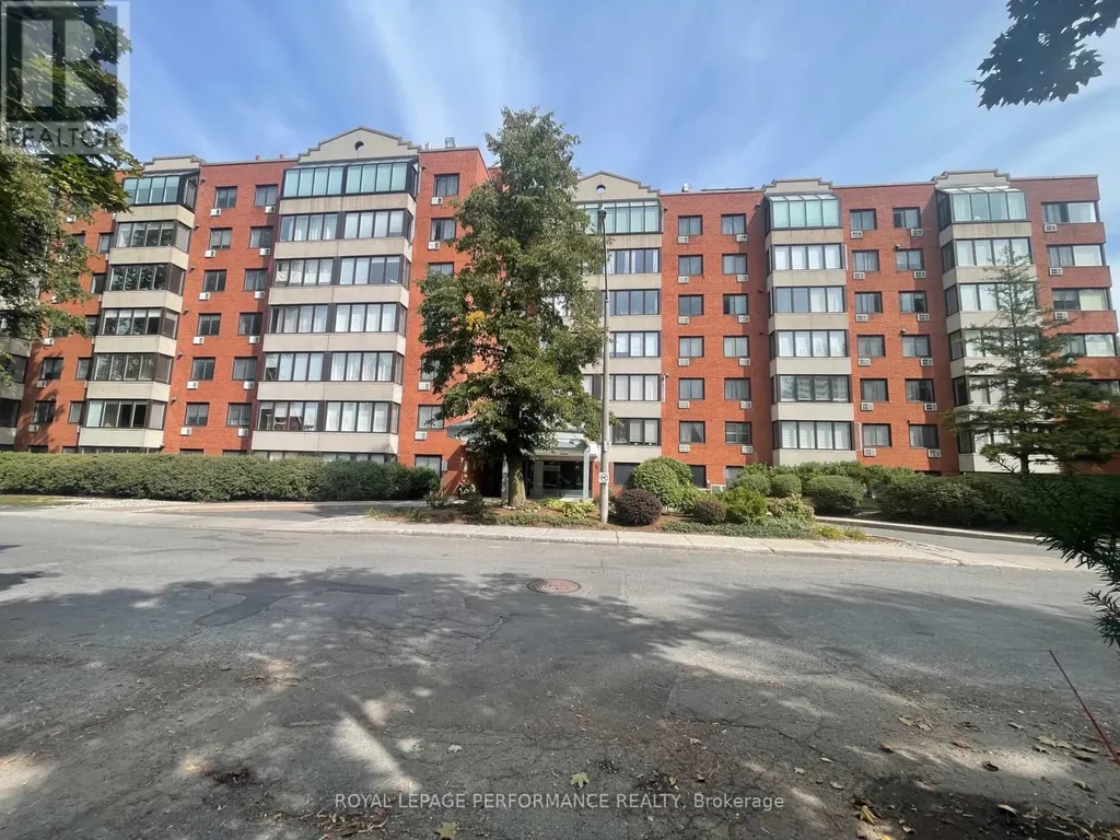 225 Alvin Road Ottawa ON K1K 4H6