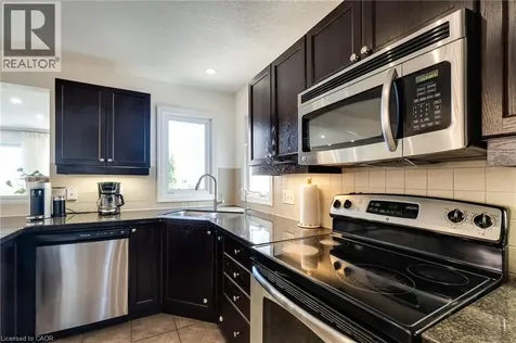 928 Dunblane Court Kitchener ON N2R 1W9