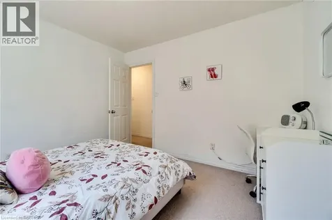 928 Dunblane Court Kitchener ON N2R 1W9