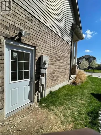 928 Dunblane Court Kitchener ON N2R 1W9