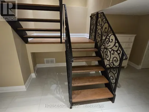 12020 Woodbine Avenue Whitchurch-stouffville ON L4A 2K3