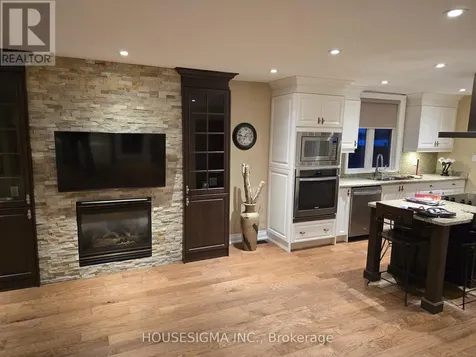 12020 Woodbine Avenue Whitchurch-stouffville ON L4A 2K3