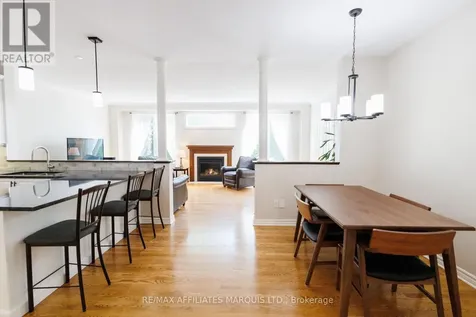 11 Redbridge Crescent Ottawa ON K2J 4Y7