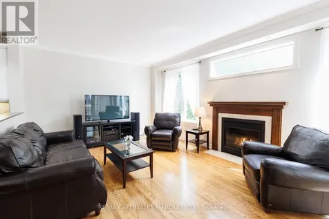 11 Redbridge Crescent Ottawa ON K2J 4Y7
