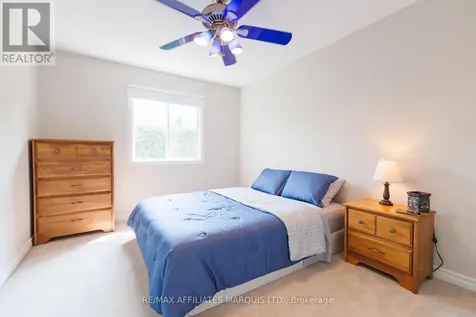 11 Redbridge Crescent Ottawa ON K2J 4Y7
