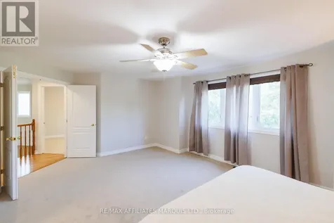 11 Redbridge Crescent Ottawa ON K2J 4Y7