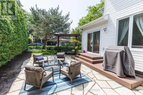11 Redbridge Crescent Ottawa ON K2J 4Y7