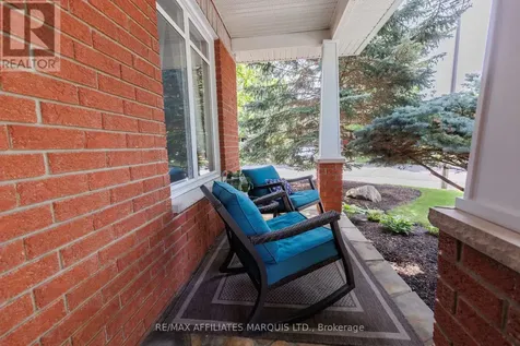 11 Redbridge Crescent Ottawa ON K2J 4Y7