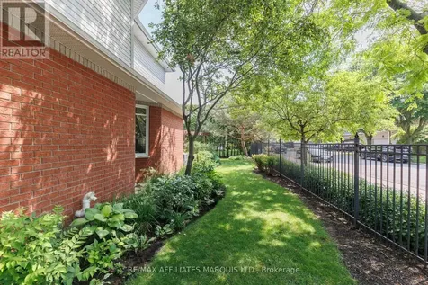 11 Redbridge Crescent Ottawa ON K2J 4Y7