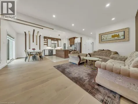 2637 Bobolink Lane London ON N6M 0J9