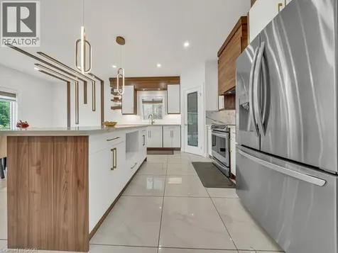 2637 Bobolink Lane London ON N6M 0J9