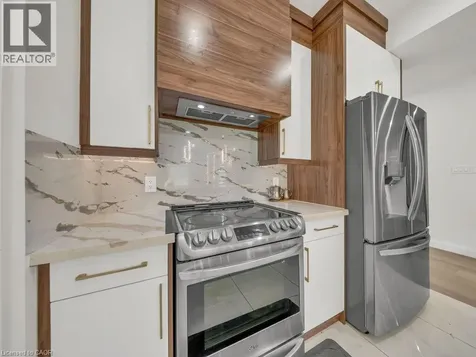 2637 Bobolink Lane London ON N6M 0J9