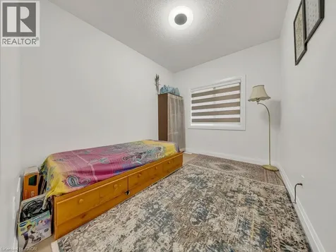 2637 Bobolink Lane London ON N6M 0J9