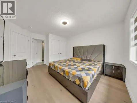 2637 Bobolink Lane London ON N6M 0J9