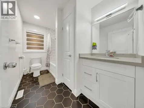 2637 Bobolink Lane London ON N6M 0J9