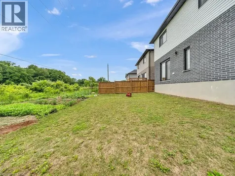 2637 Bobolink Lane London ON N6M 0J9