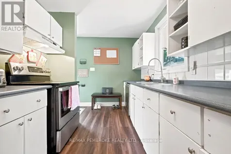 9 James Street Petawawa ON K8H 3B4