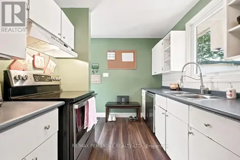9 James Street Petawawa ON K8H 3B4