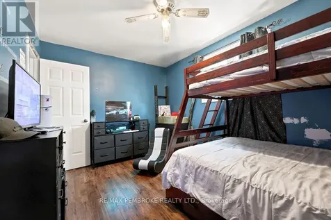 9 James Street Petawawa ON K8H 3B4