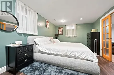 9 James Street Petawawa ON K8H 3B4