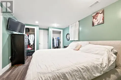 9 James Street Petawawa ON K8H 3B4