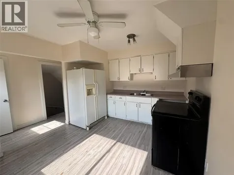 820 Wellington Street Sarnia ON N7T 1J5