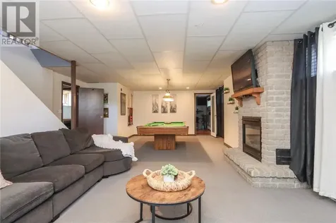 77 Sunderland Road Garson ON P3L 1M8