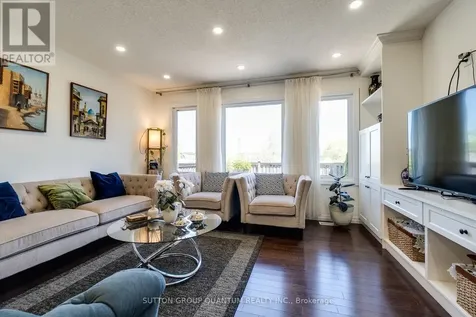 928 Dunblane Court Kitchener ON N2R 1W9