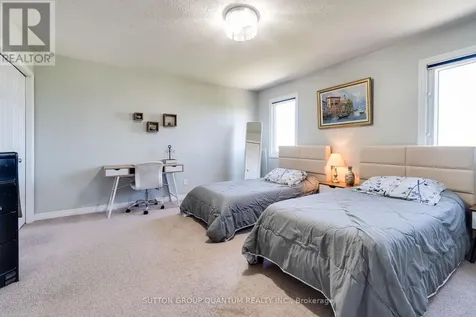 928 Dunblane Court Kitchener ON N2R 1W9