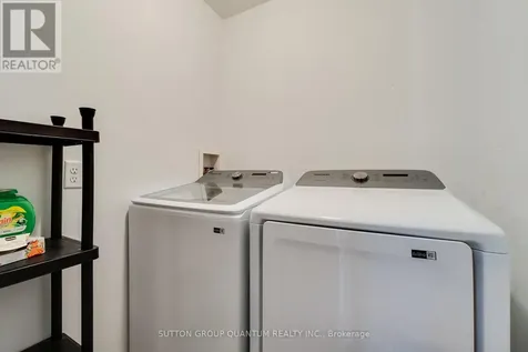928 Dunblane Court Kitchener ON N2R 1W9