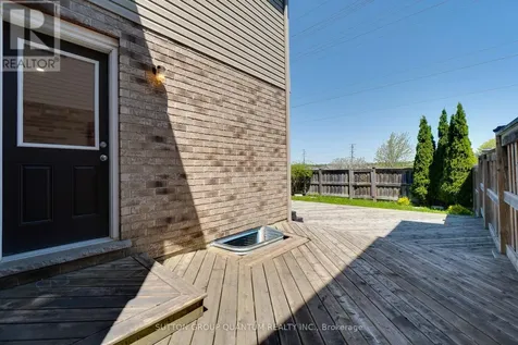 928 Dunblane Court Kitchener ON N2R 1W9
