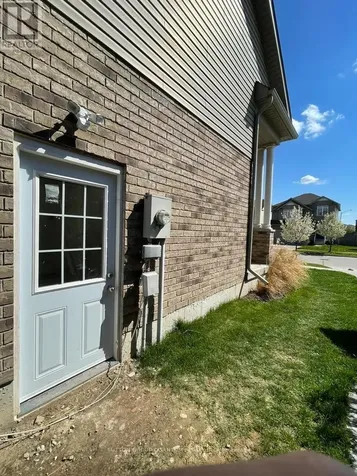 928 Dunblane Court Kitchener ON N2R 1W9