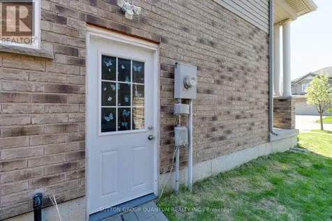 928 Dunblane Court Kitchener ON N2R 1W9