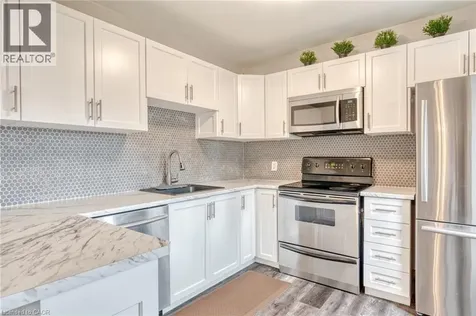 118 Cameron Avenue North Hamilton ON L8H 4Z2